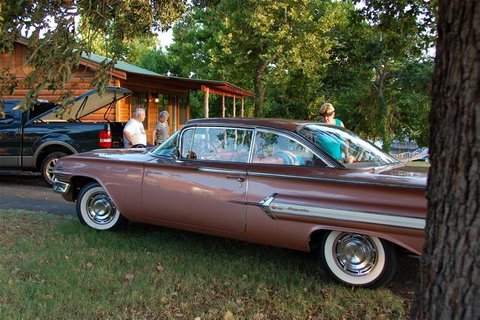 1960 Impala Sport Coupe Dennis Doughty 04.jpg
